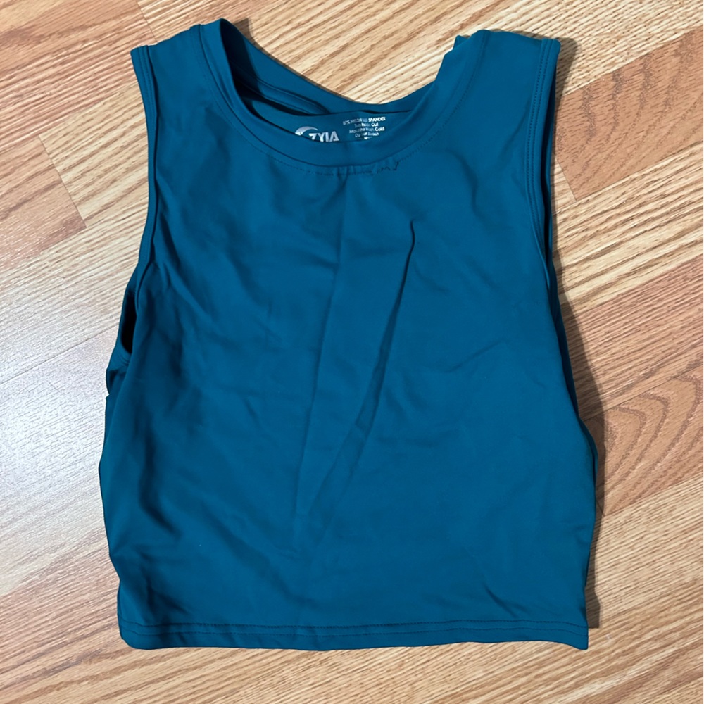 Zyia stronger tank